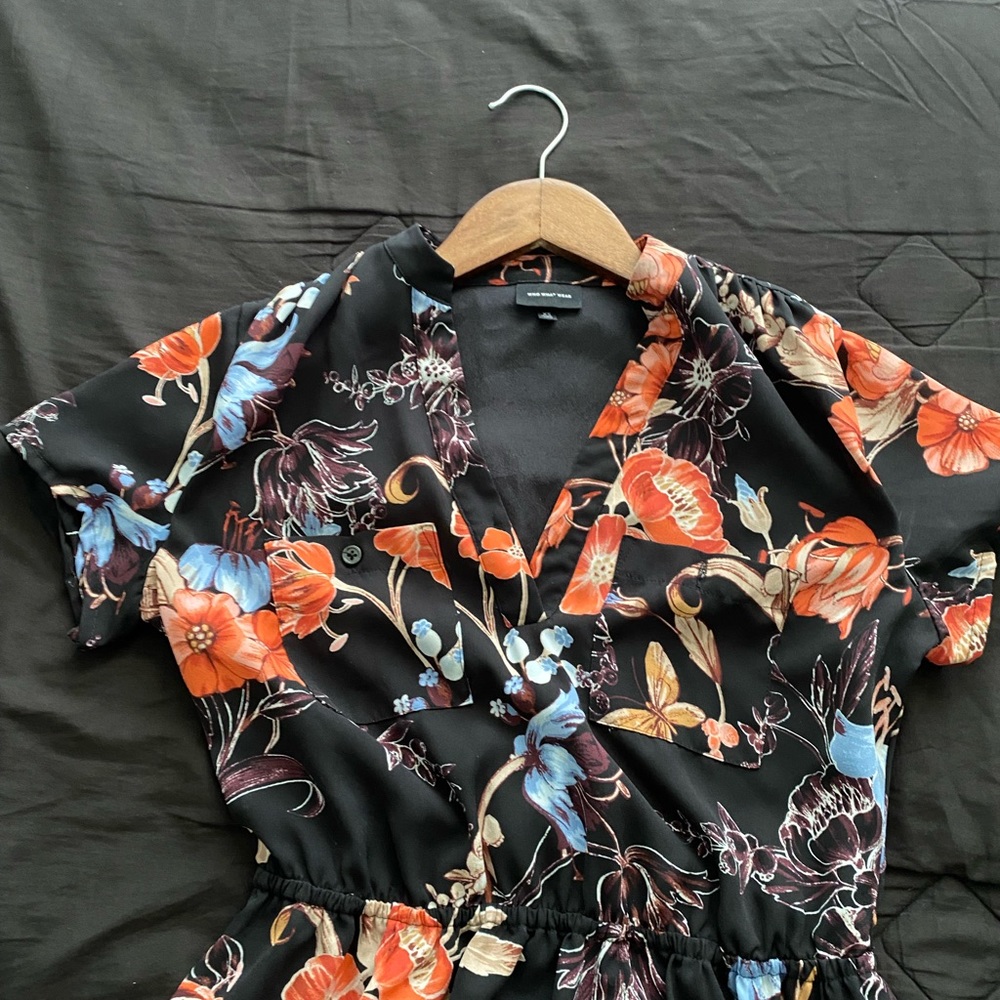 Black dress with red flowers XS.